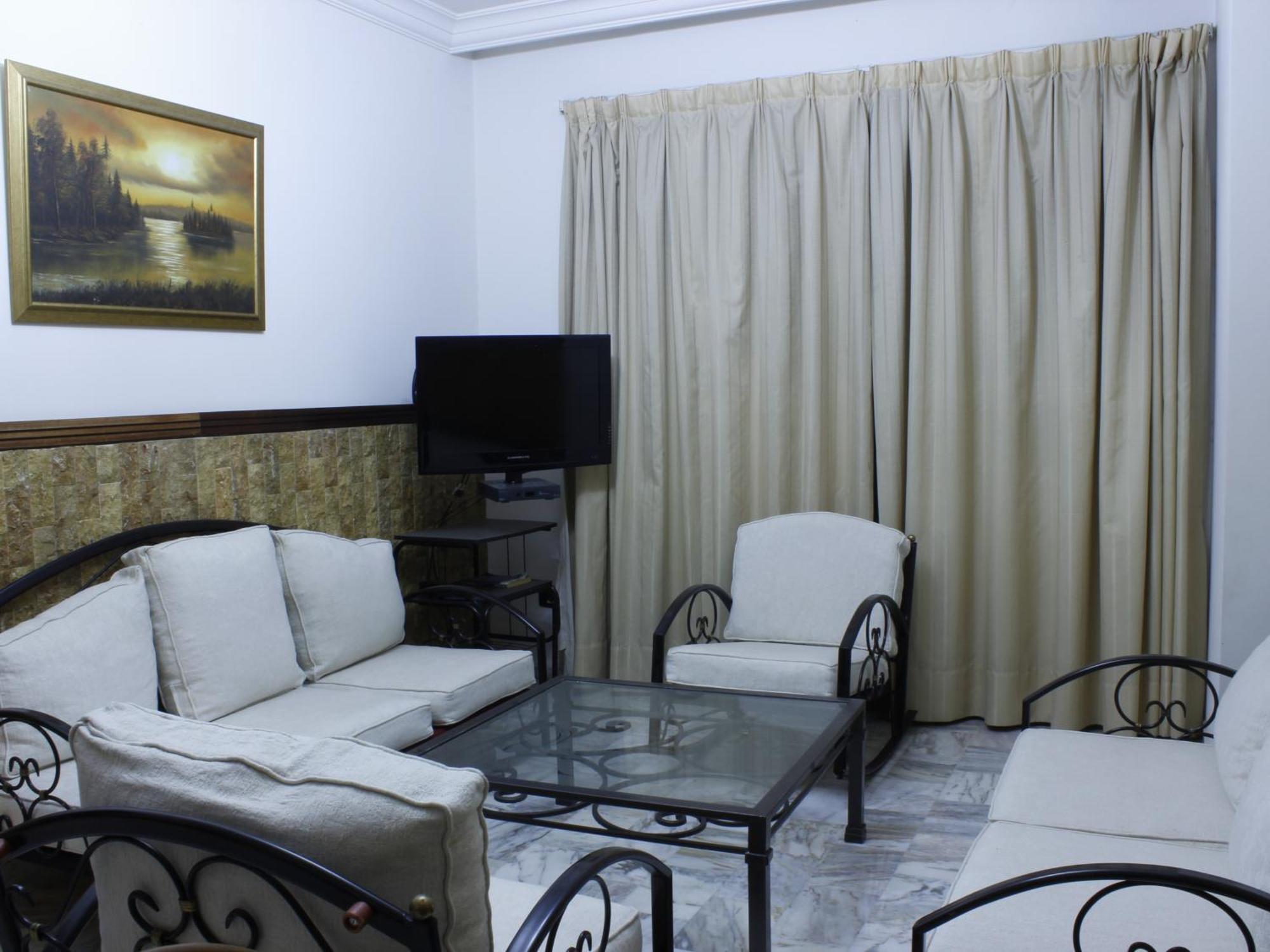 Viccini Suites Бейрут Екстериор снимка