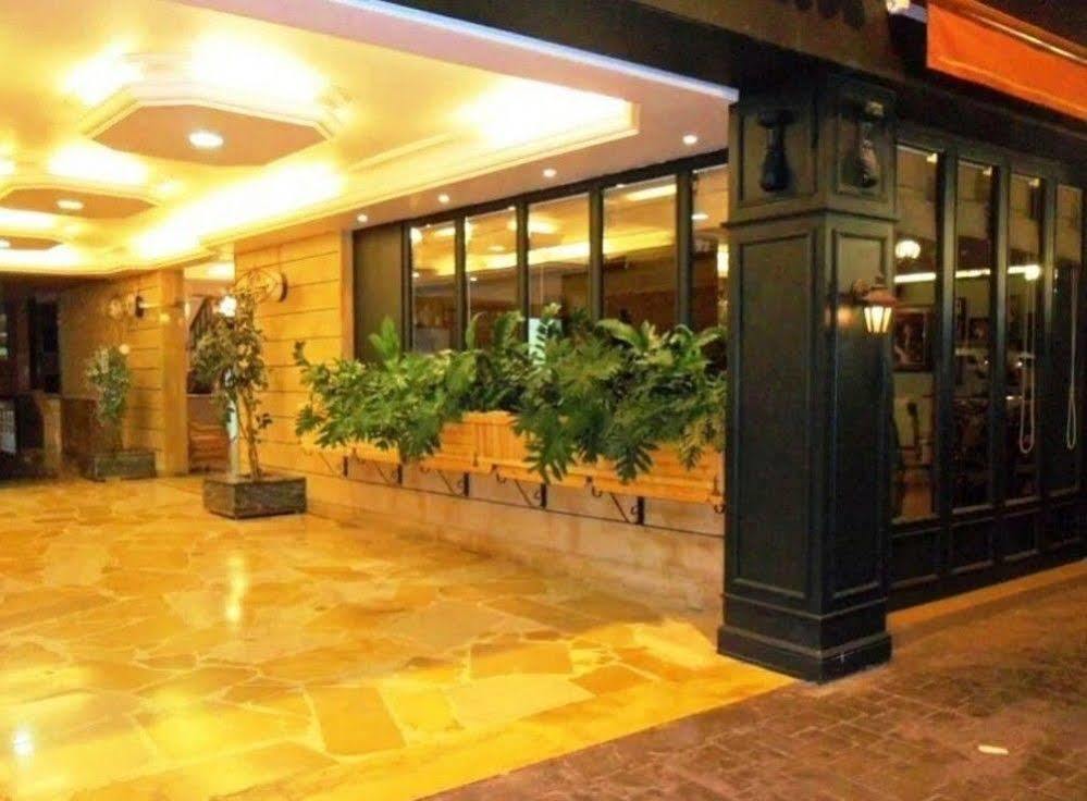 Viccini Suites Бейрут Екстериор снимка