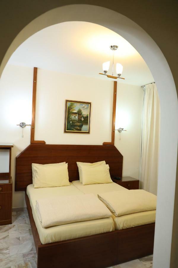 Viccini Suites Бейрут Екстериор снимка
