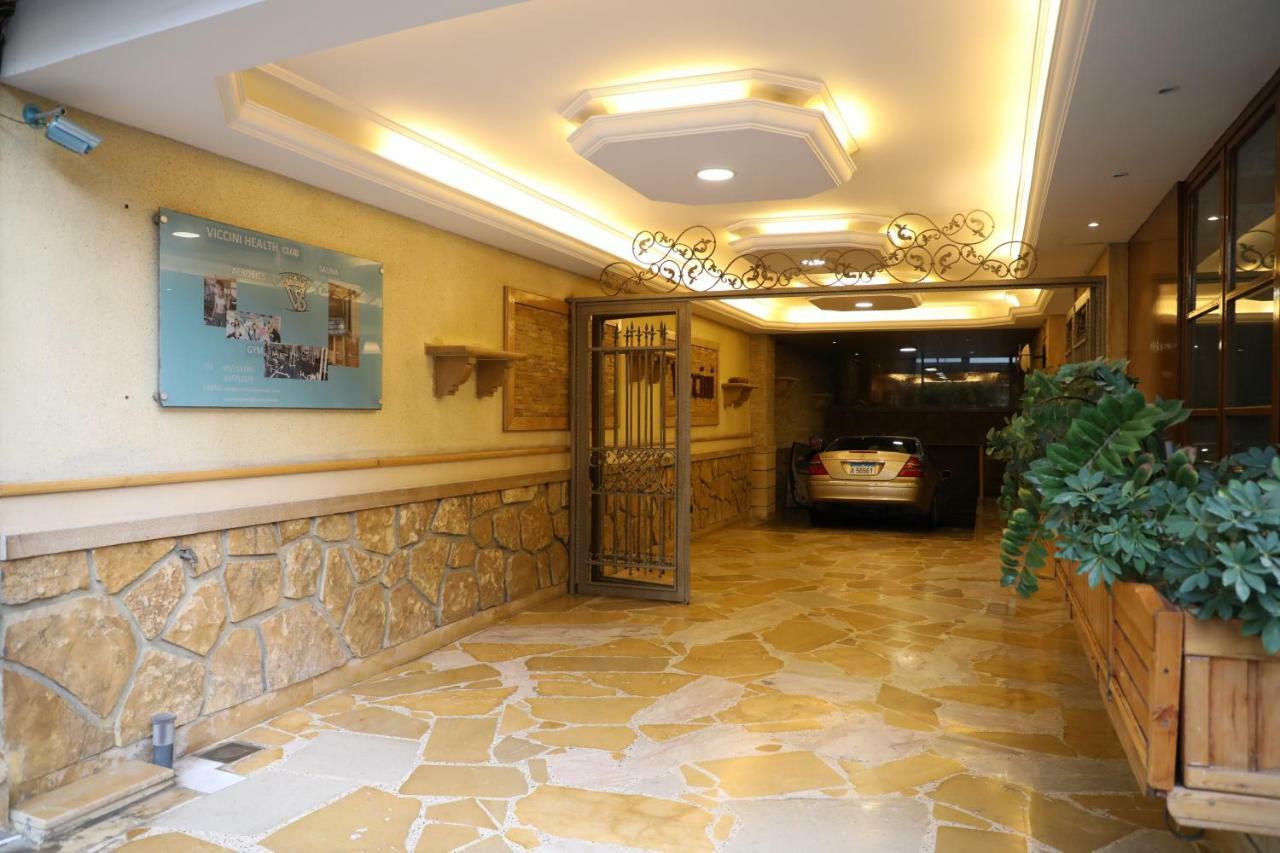 Viccini Suites Бейрут Екстериор снимка