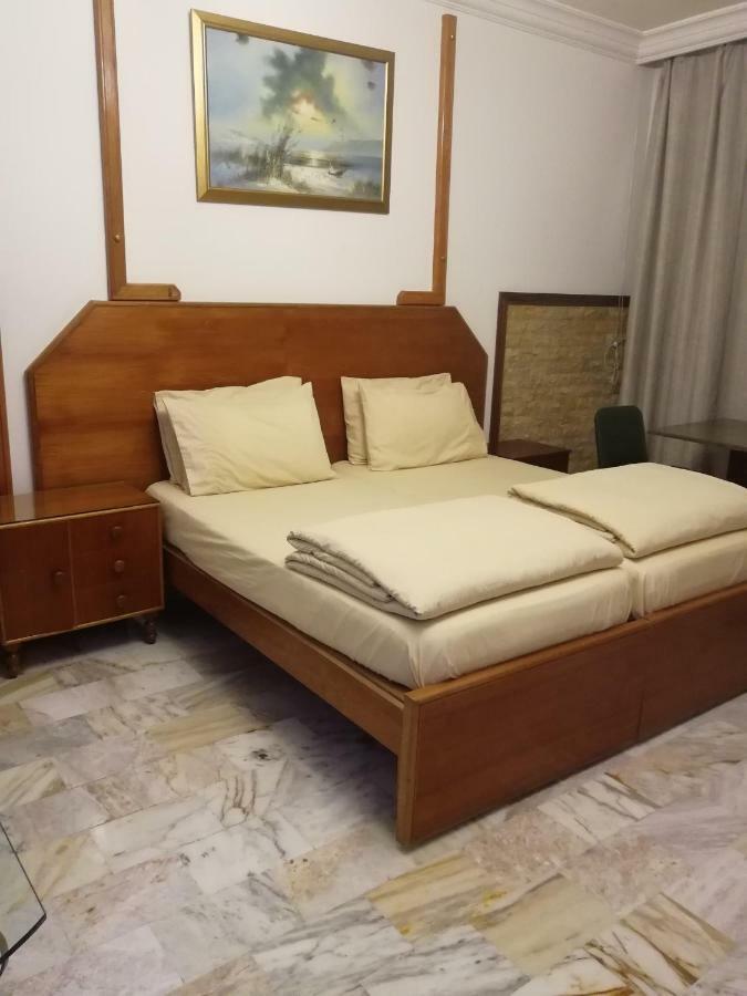 Viccini Suites Бейрут Екстериор снимка